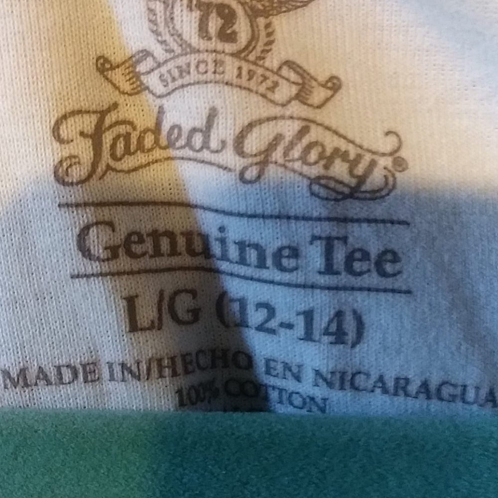 T-shirt - Picture 2 of 2